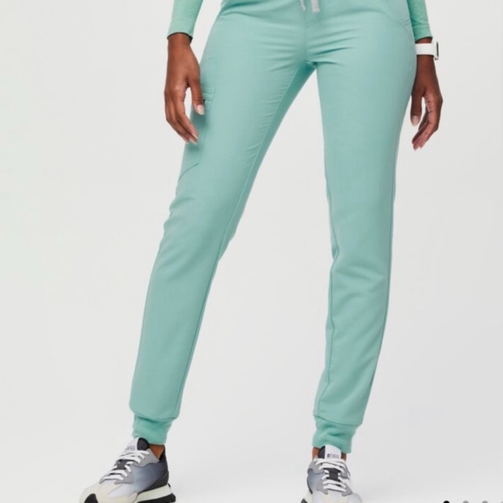 Limited Edition Figs Zamora Joggers - Jade Green size XS